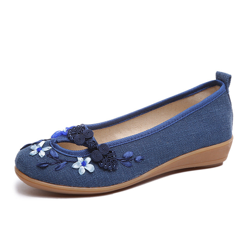 Women's Cotton And Linen Ethnic Style Handmade Embroidered Shoes