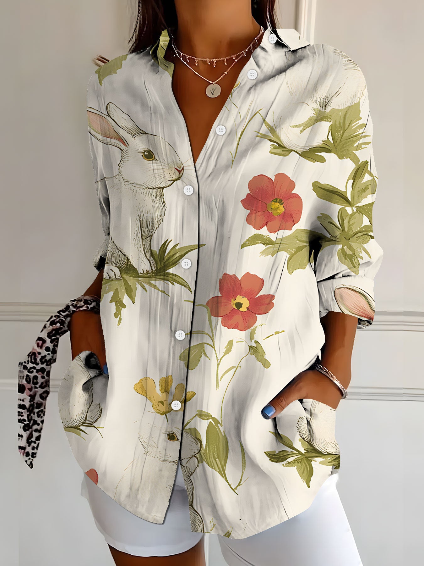 Womens Hawaiian-Style Floral Long-Sleeve Resort Shirt For Summer