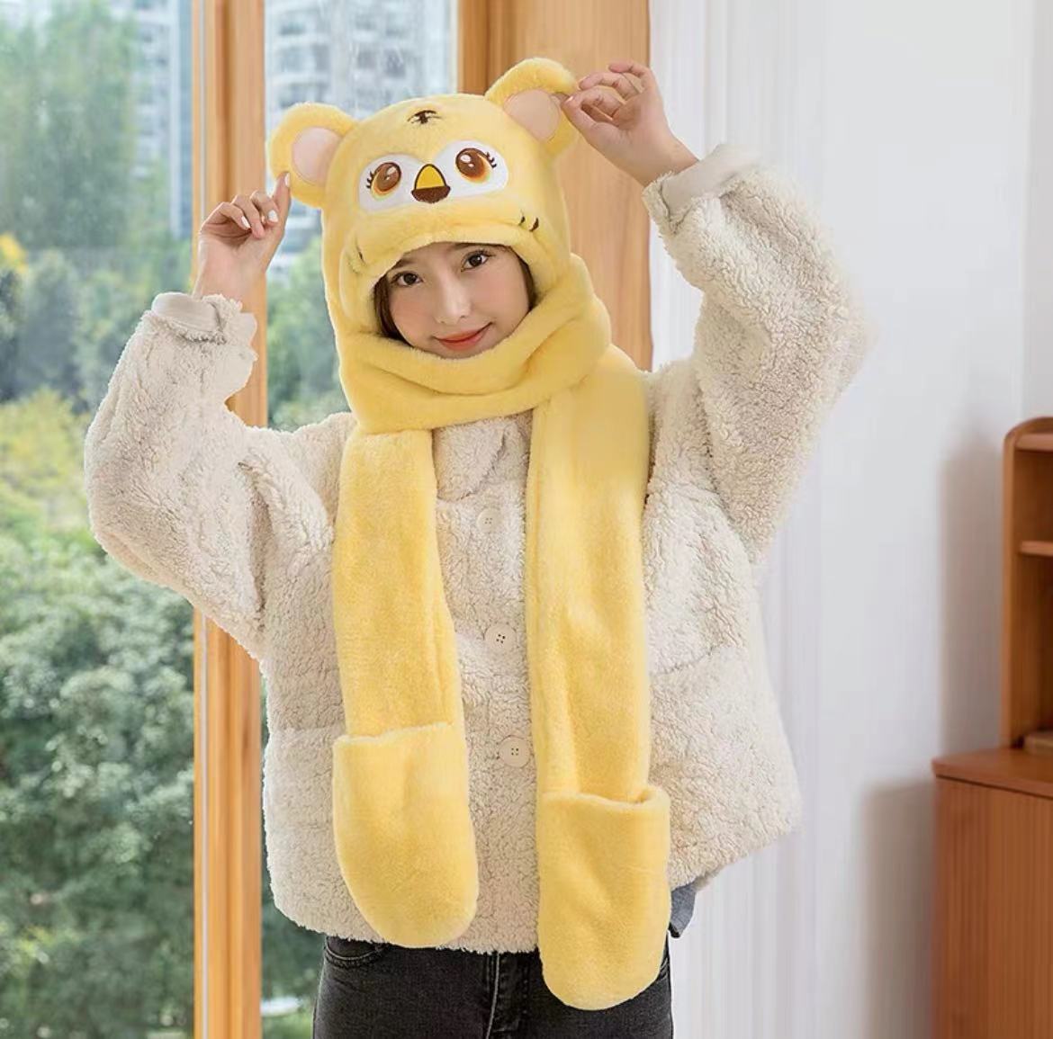 Winter Hat And Scarf Integrated Plush Insulation