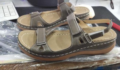 Large Size Casual Round Toe Low Heel Solid Color Women'S Casual Sandals
