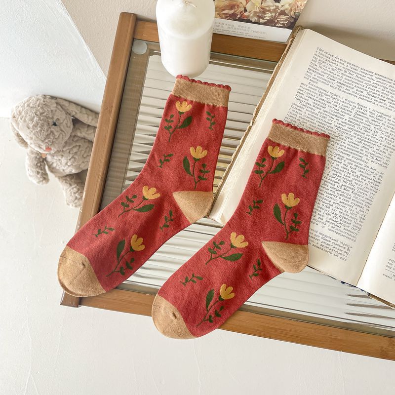Women's Retro Autumn Simplicity All-match Flower Tube Socks Combed Cotton