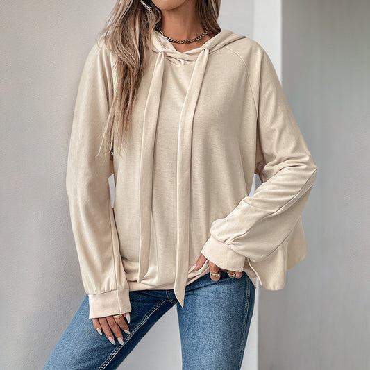 Hættetrøje med løbesnor og flæser tynd sweater til damer