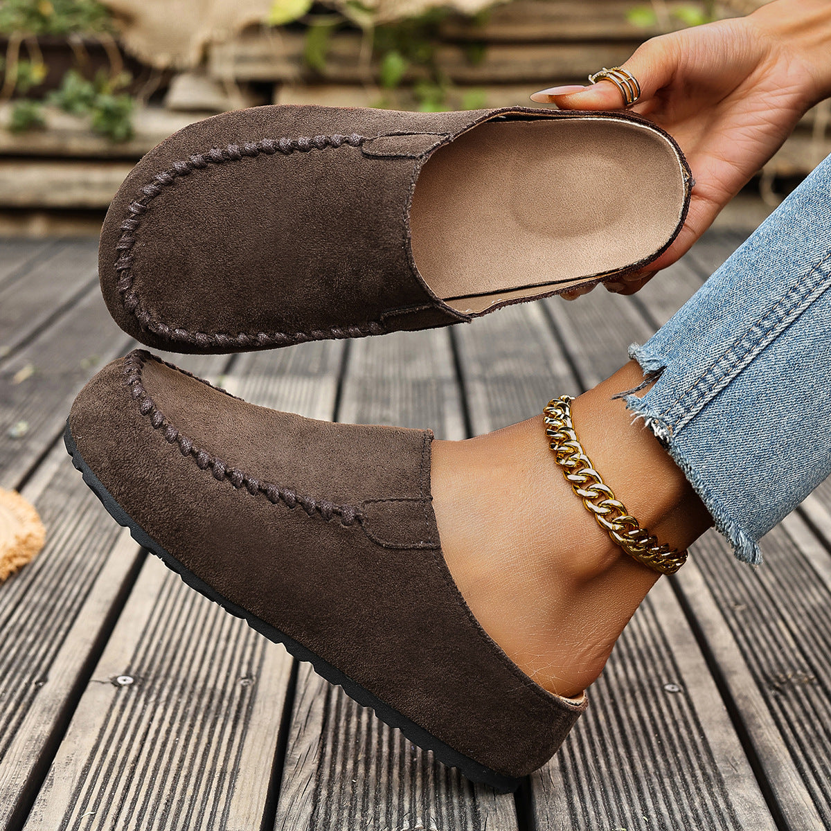 Womens Outdoor Closed-toe Half-slipper With A Thick Sole