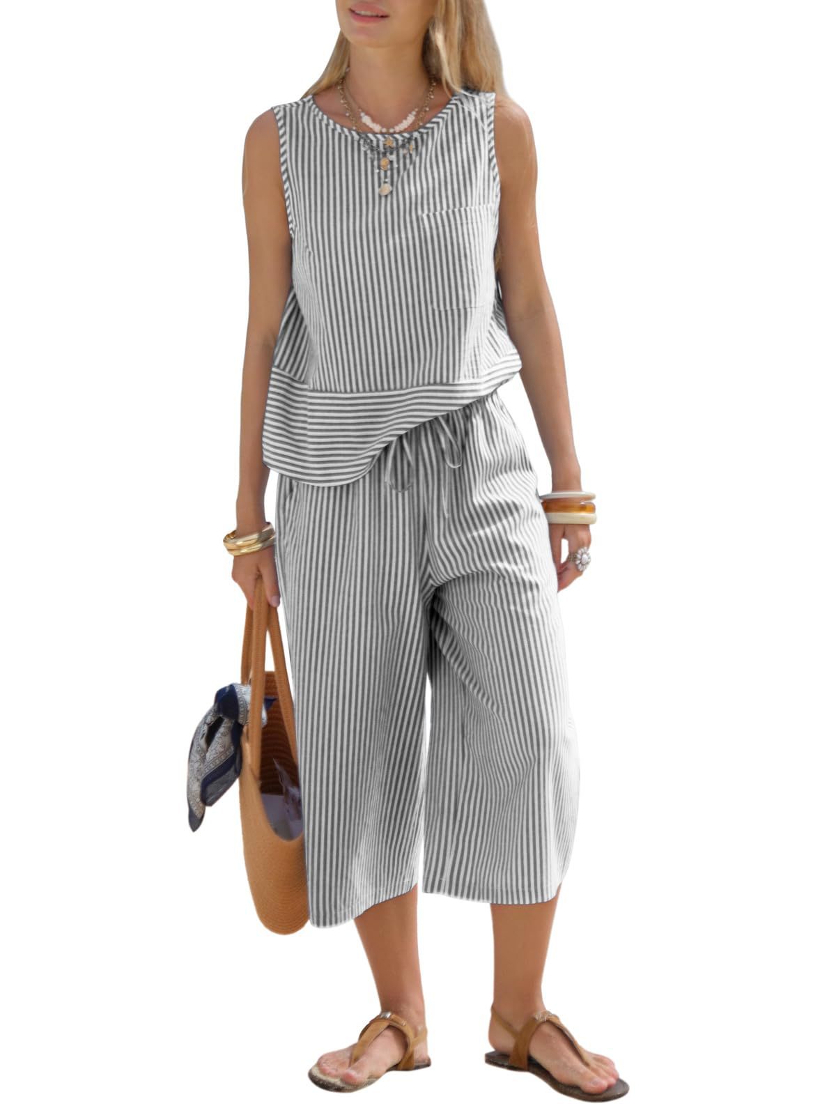 Womens Round-neck Featuring A Striped Sleeveless Top And Cropped Pants