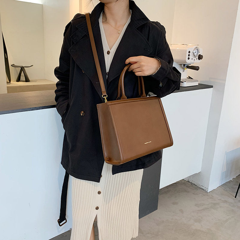 Women's High-grade Retro Handbag Fashion Commuter Tote All-match Messenger Bag