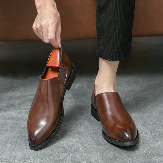 Britiske slip-on-sko med spids tå