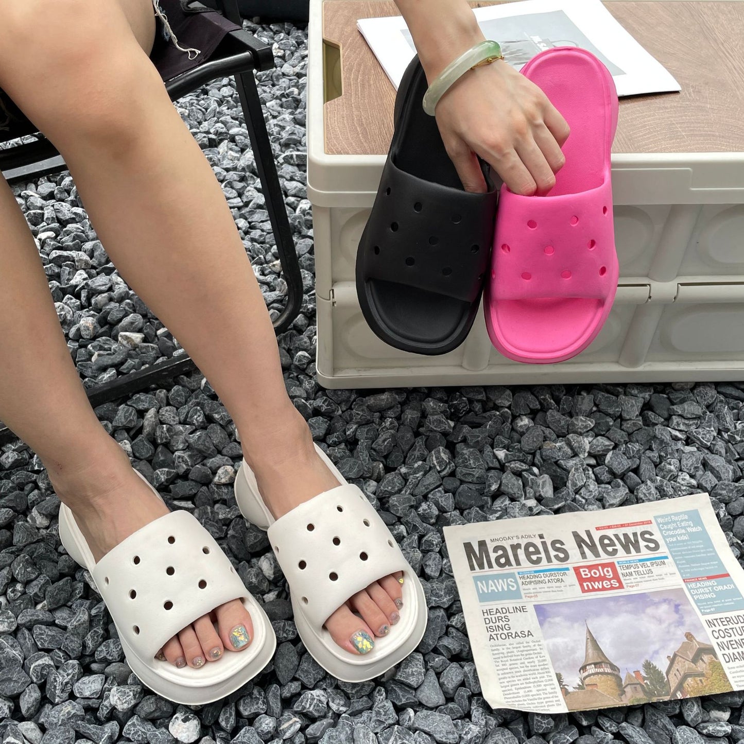Women's Summer Round Toe Home Thick-soled Slippers