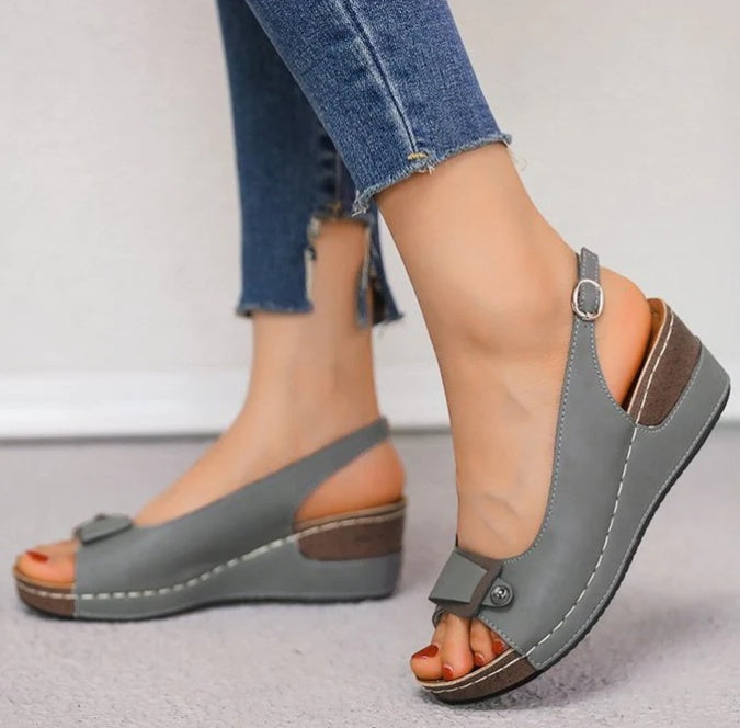 Large Size Wedge Fish Mouth Buckle Sandals