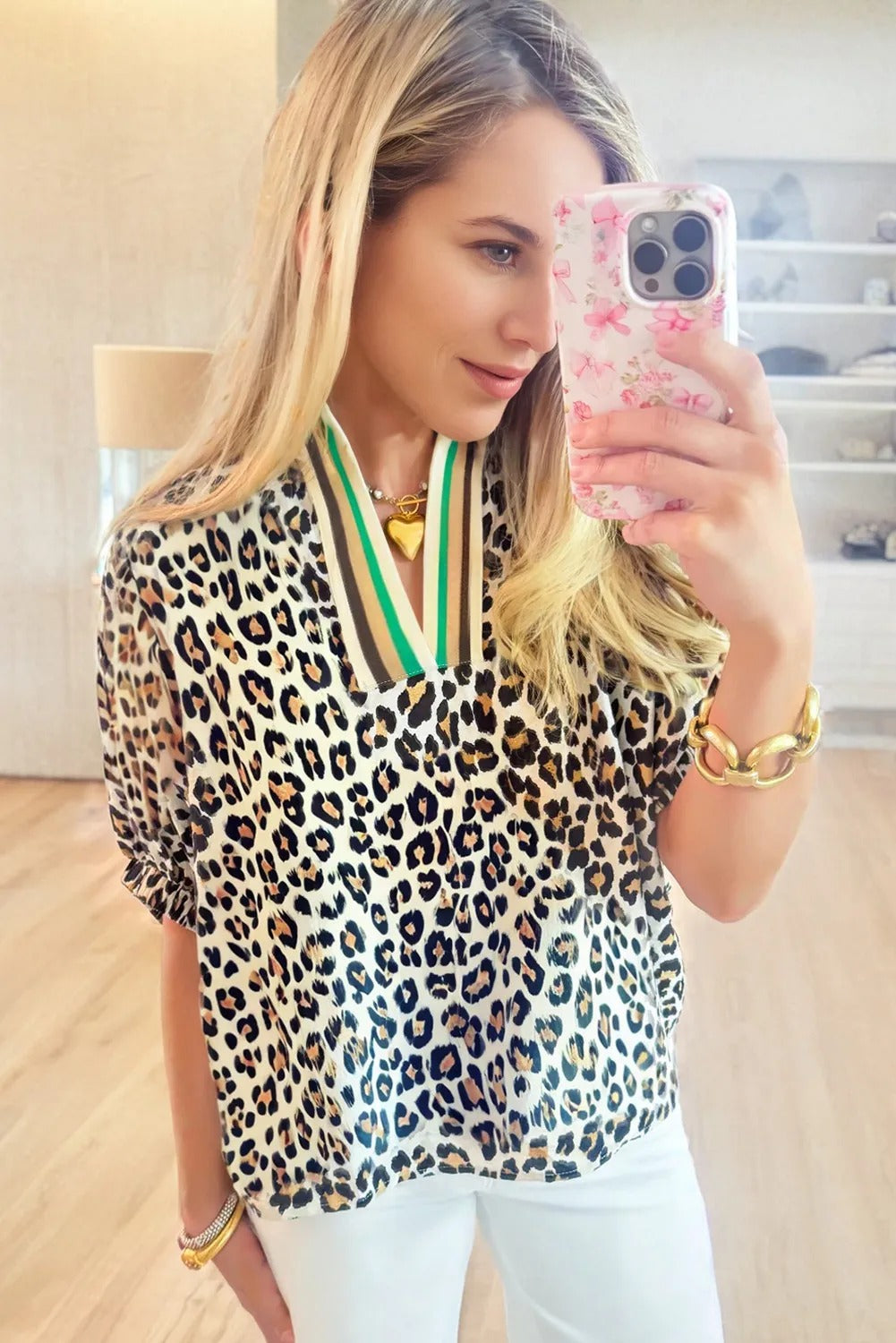 Female Leopard Print Contrasting Stripes V-neck Short Sleeved Shirt