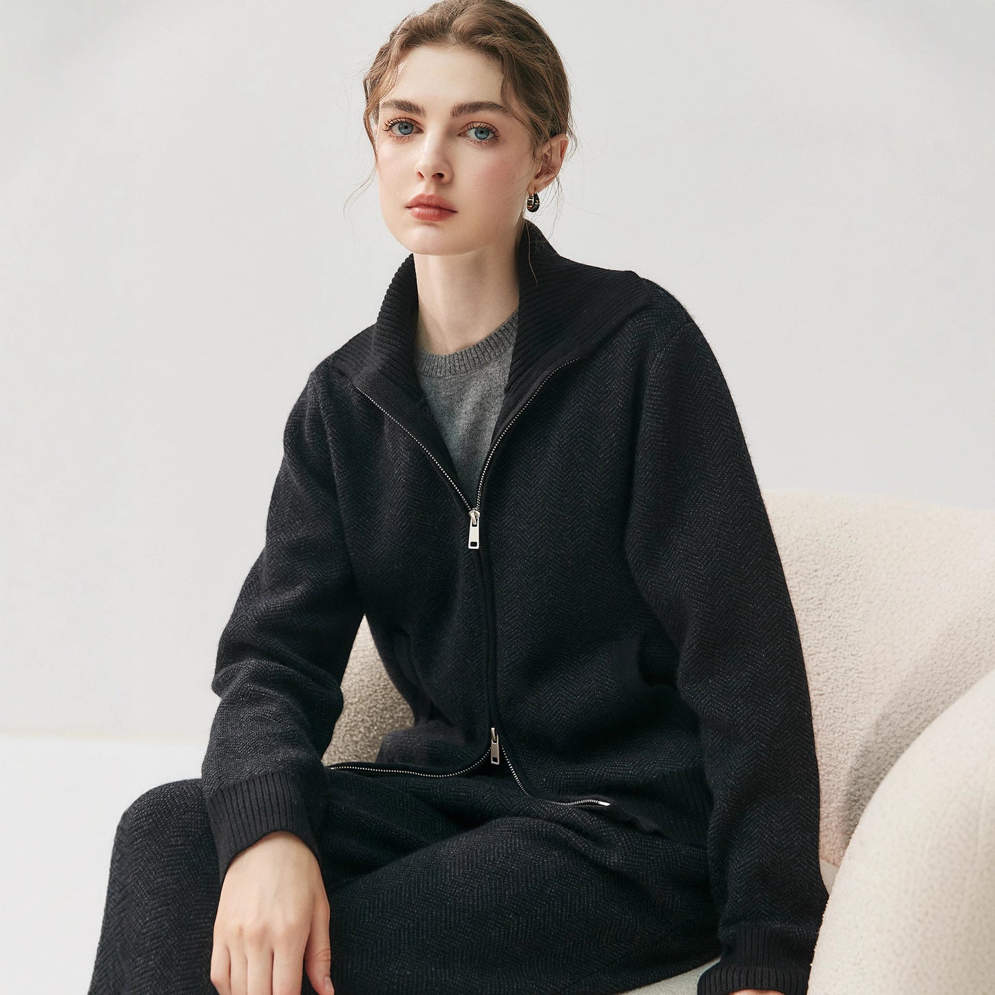 Elegant Zippered Cashmere Cardigan Knit Set