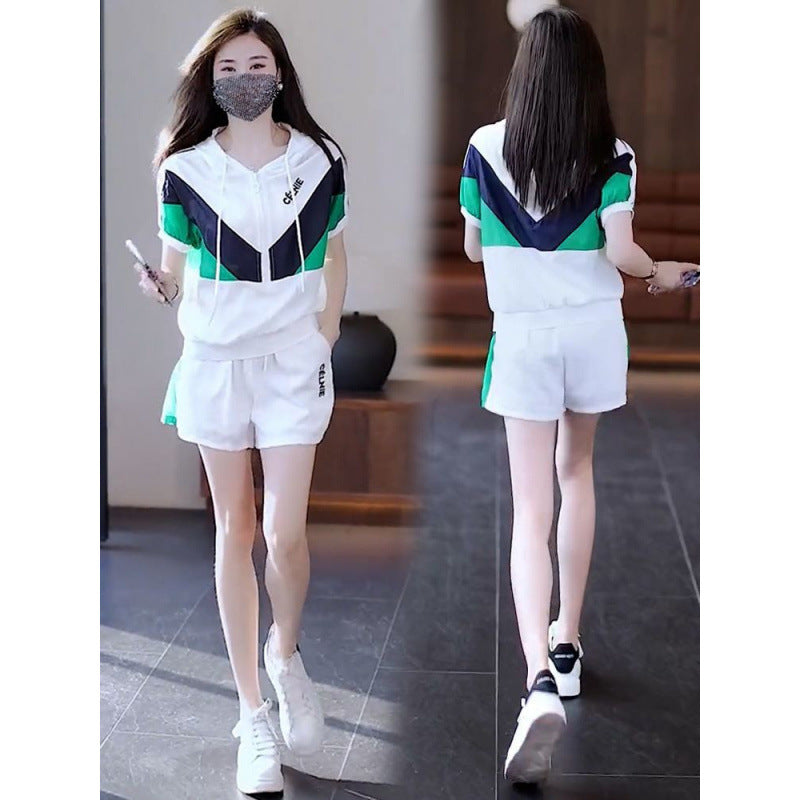 Two-Piece Color-Block Sportswear For Shorter Frames
