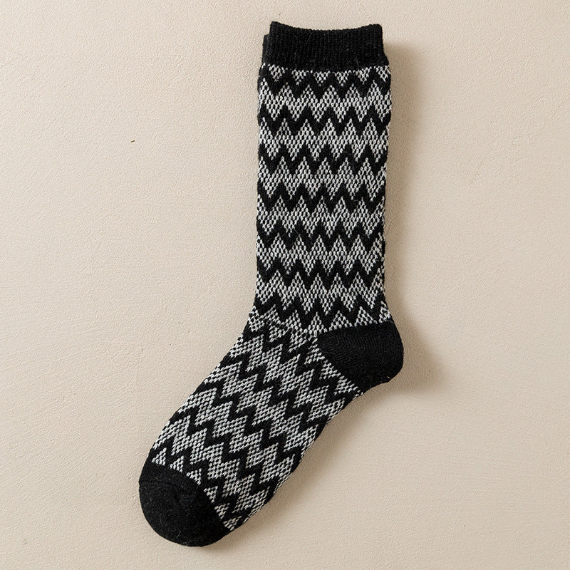 Best-selling Black-and-white Houndstooth Wool Socks