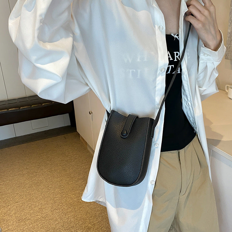 Lightweight Soft Leather Mobile Phone Shoulder Messenger Bag