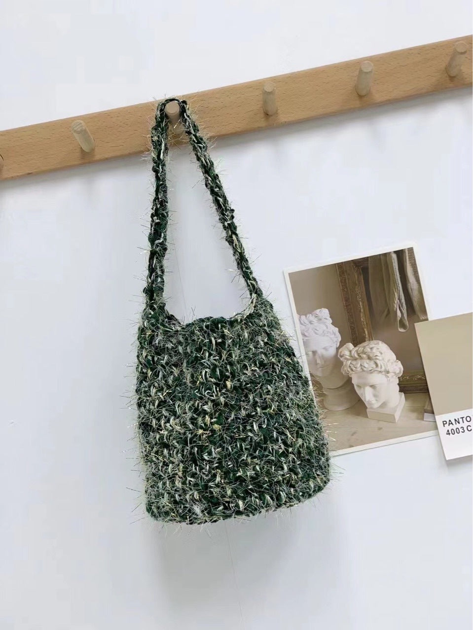 Niche Design Woven Plush Gold Thread Handbag
