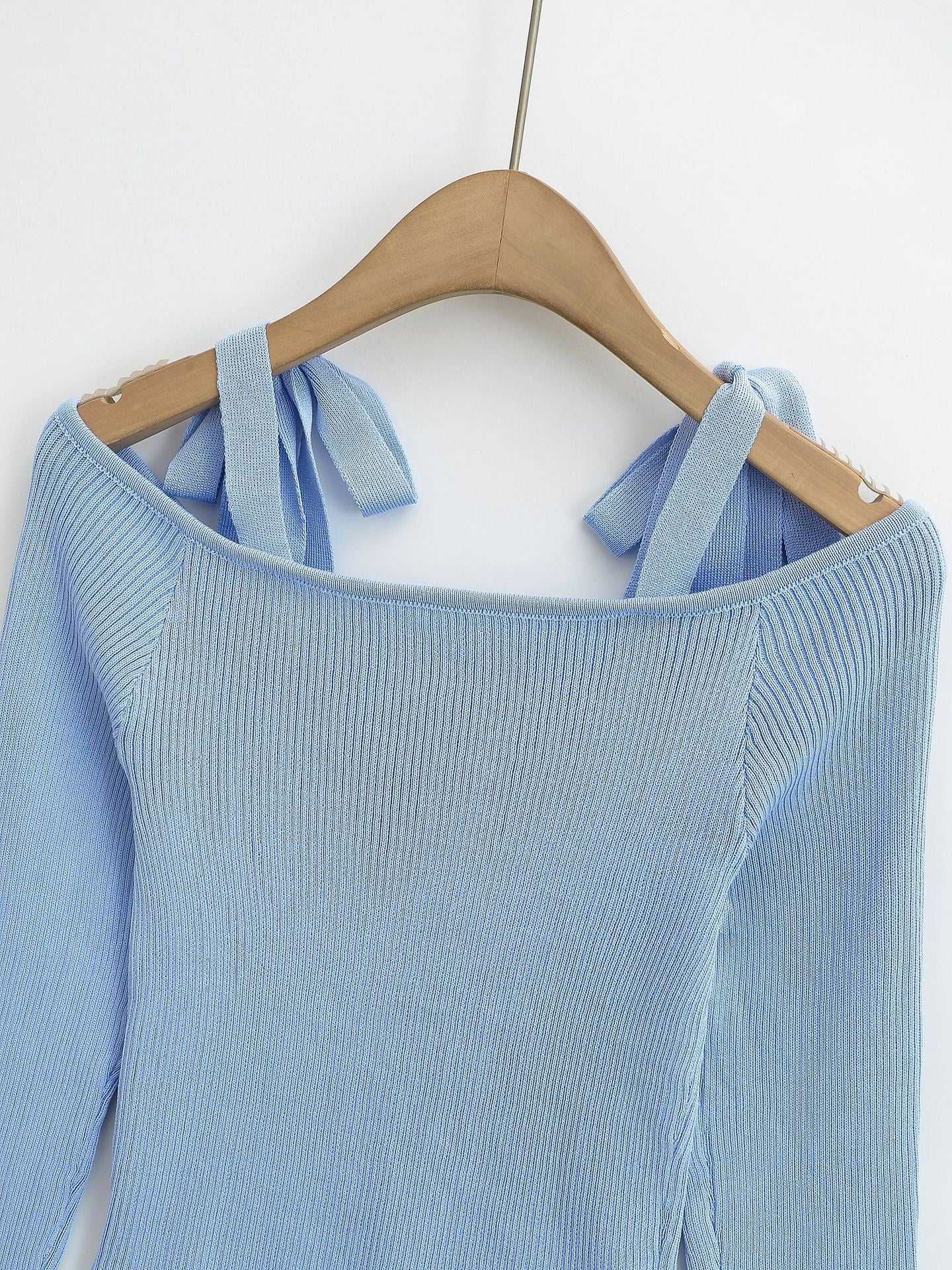 Sexet stropløs snøre-off-shoulder strik