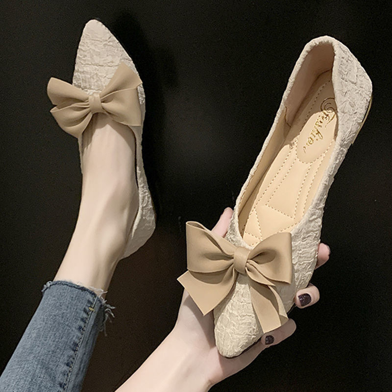 Women's Fashion Versatile Pointed Shallow Mouth Flat Shoes
