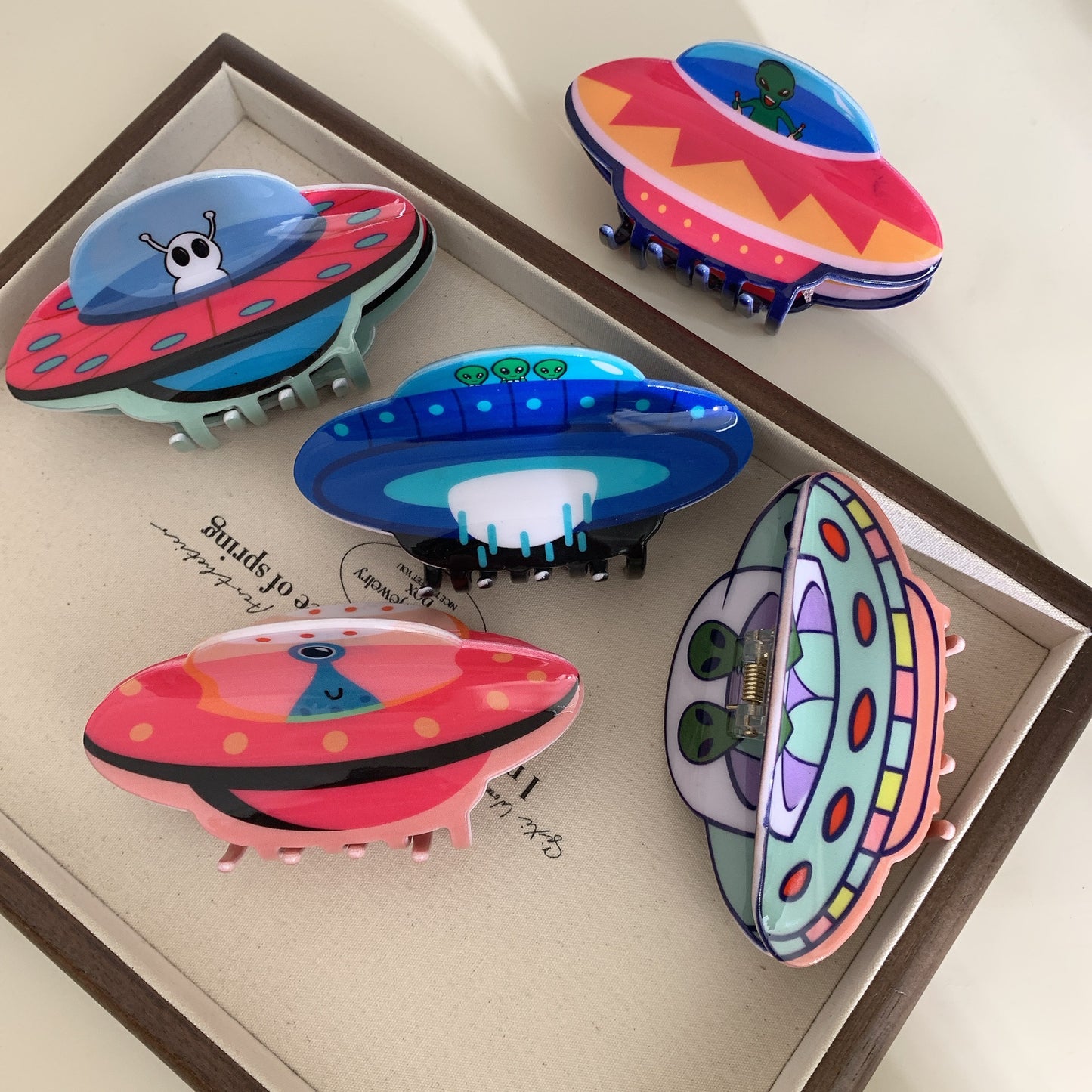 Spaceship Grip Alien Cartoon Space Acrylic
