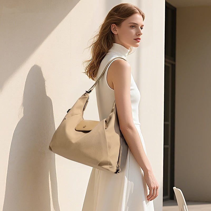 New Stylish And Versatile Tote Bag For Women