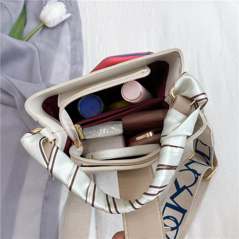 Small  Bag Female Bag New Ins Messenger Bag Tide Hit Color