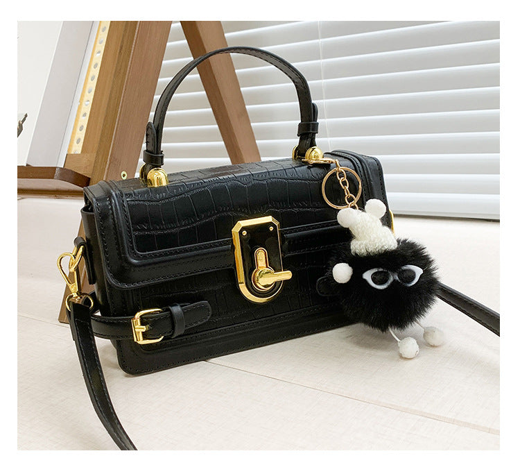 Women's Fashion Portable Shoulder Messenger Bag