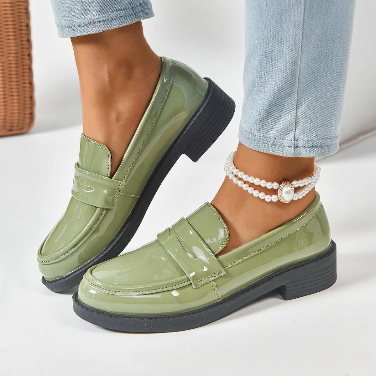 Retro Square Toe Platform Height-increasing Leather Shoes Women's Uniform Shoes