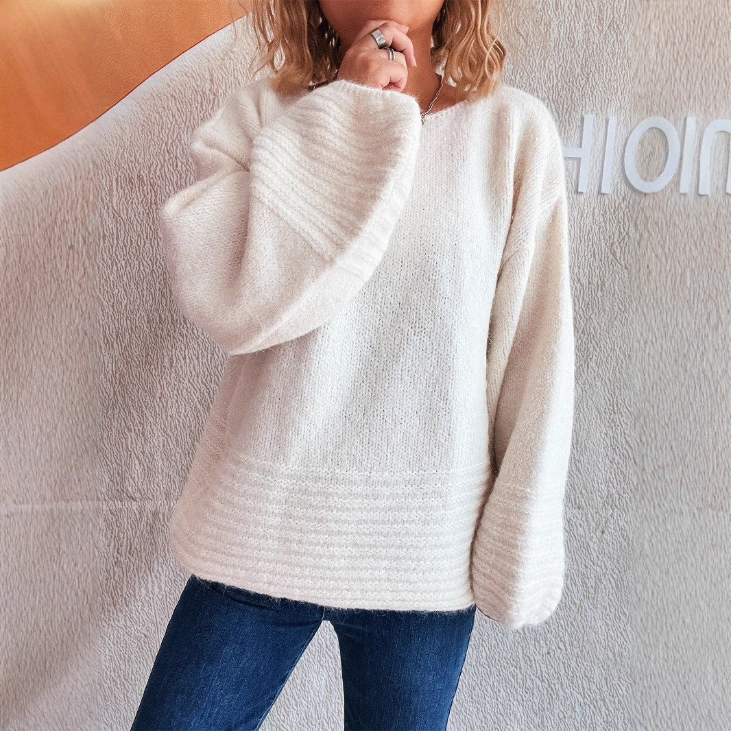 Afslappet løs strikket sweater med rund hals i vintage-stil
