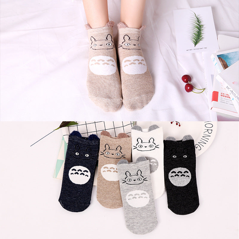 Women's Fashion Simple Cartoon Cotton Socks