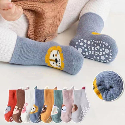 Children's Cartoon Dispensing Warm Terry Socks With Large Heel