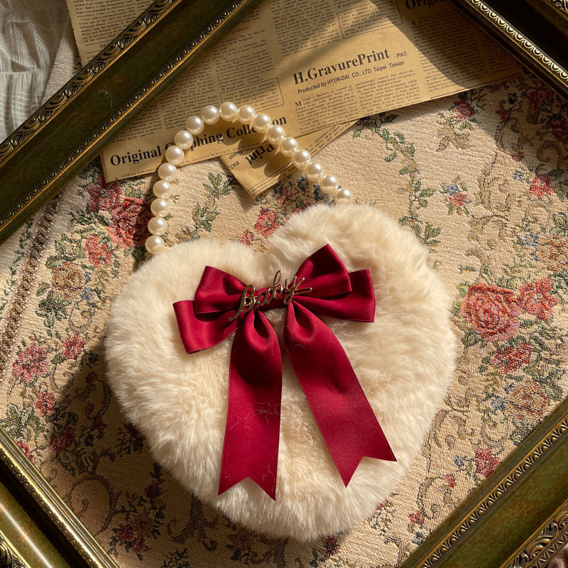 Crossbody Heart Bag Plush Pearl Chain