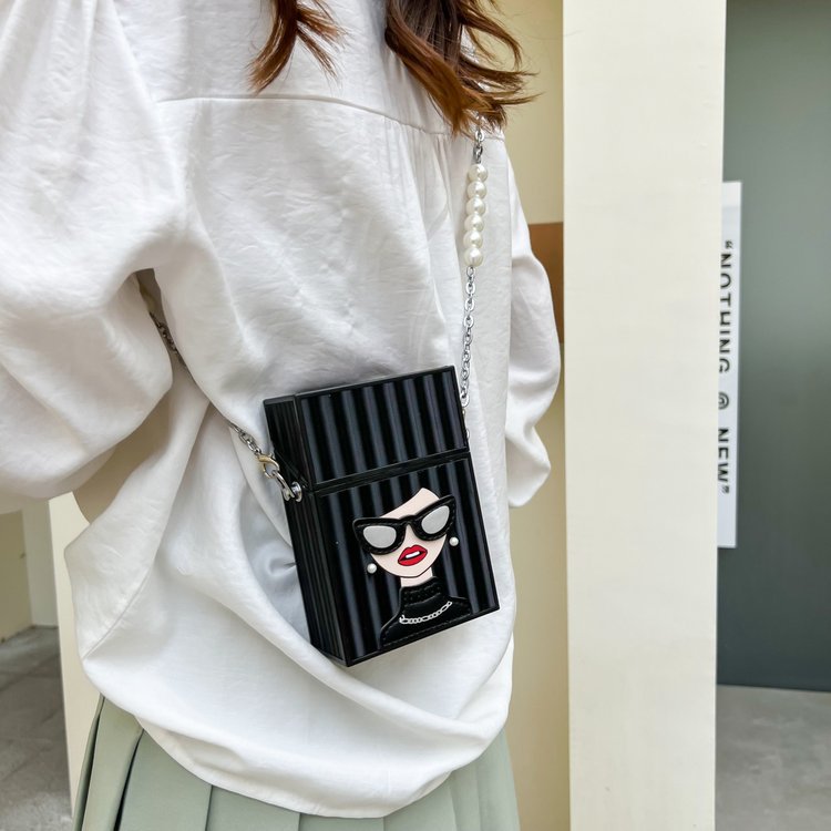 Eccentric Personality Chain Retro Popular All-matching Shoulder Messenger Bag