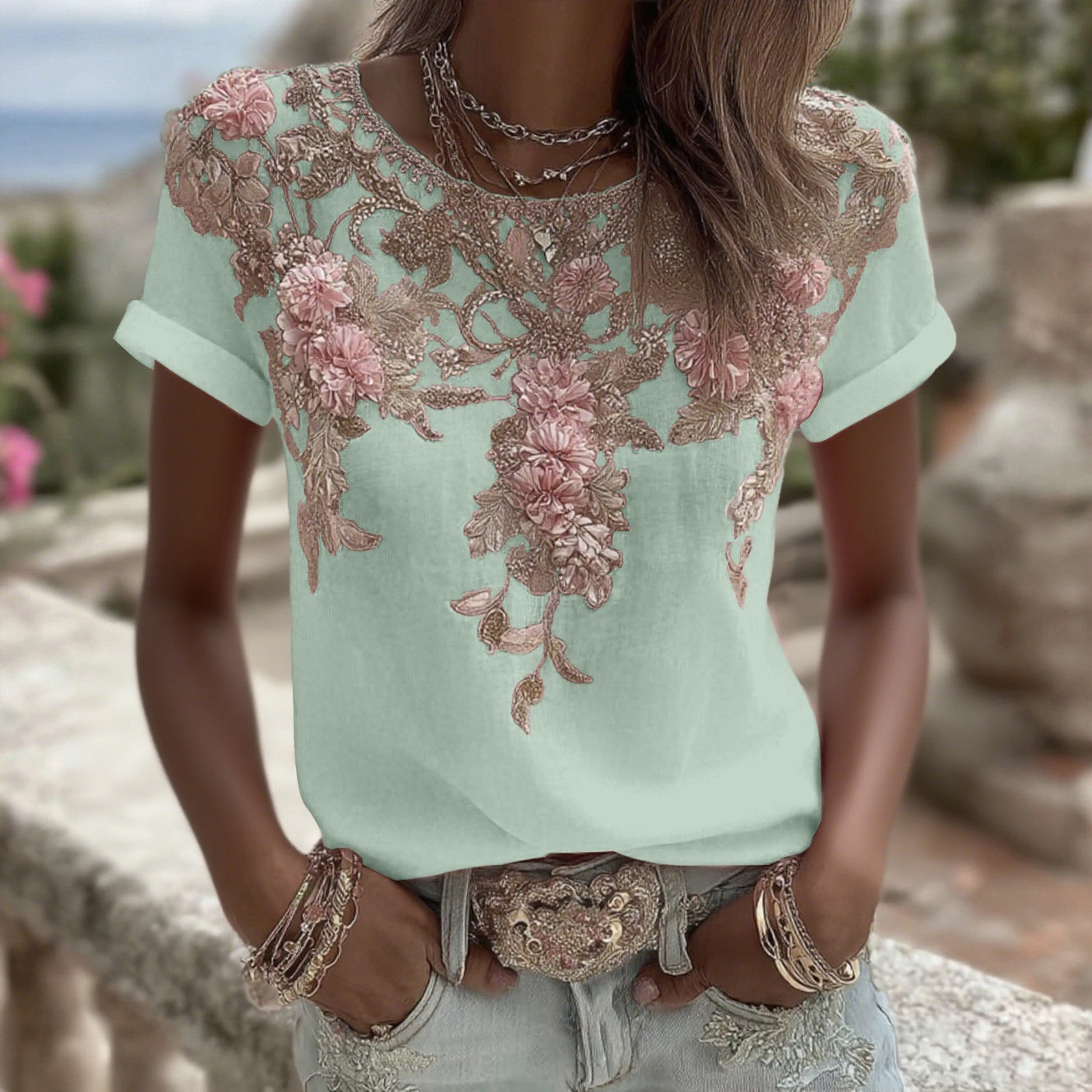Womens Retro Artistic Printed Top With Patchwork And Round Neck Elegant Pullover T-Shirt