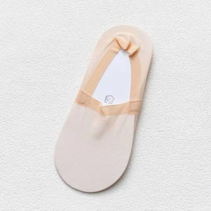 Women's Cotton Bottom Silicone Non-Slip Solid Color Boat Socks