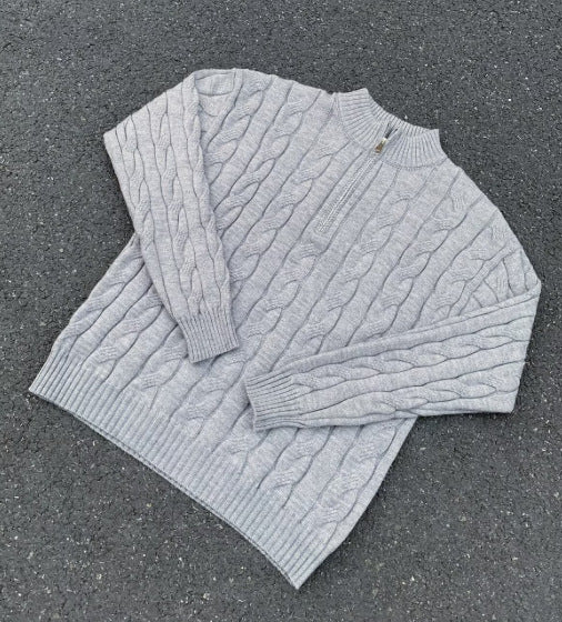 Herre afslappet, striktrøje med let høj hals - en trendy top