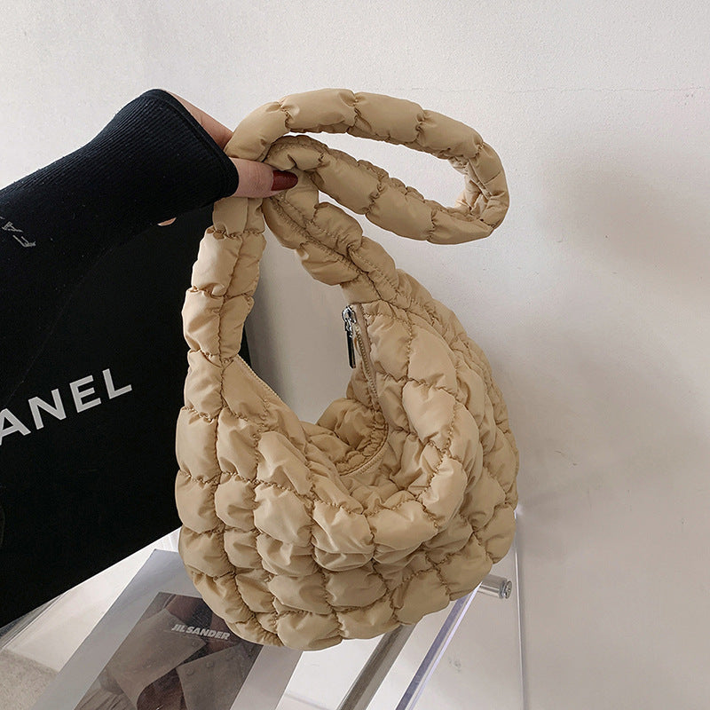 Personalized Lightweight And Large Capacity Fashion New Cloud Pleated Big Bag For Women