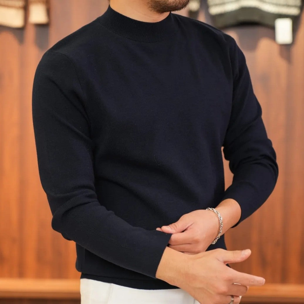 Round Neck Knitted Sweater With High Quality