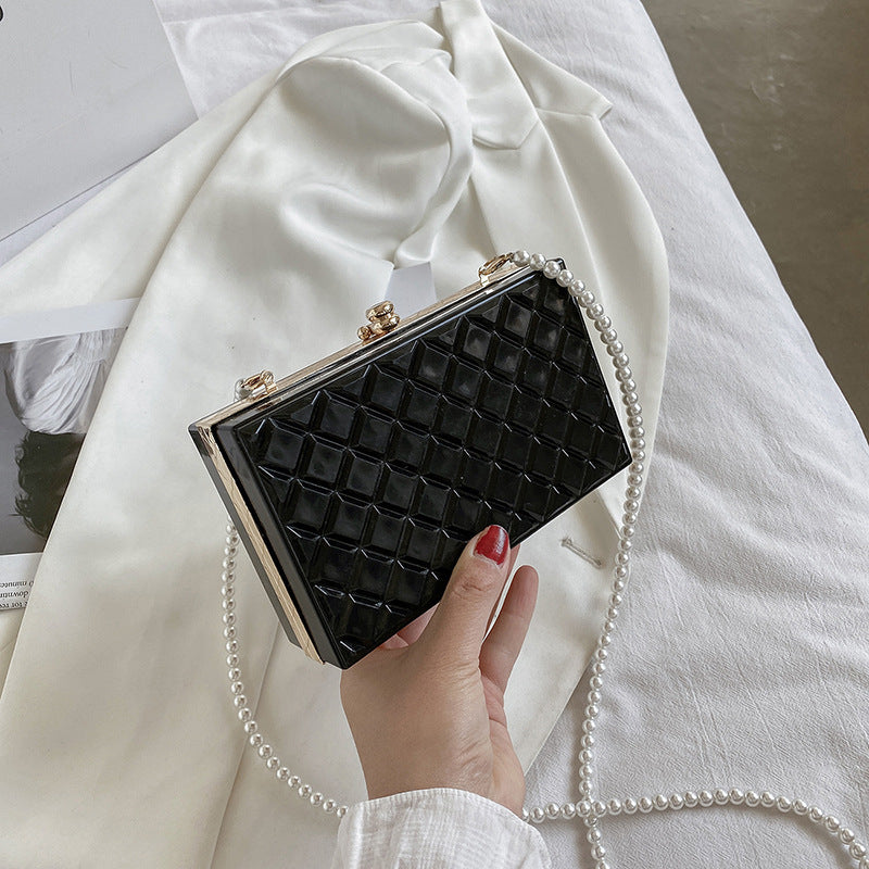 Women's Fashionable And Versatile Pearl Chain Crossbody Bag