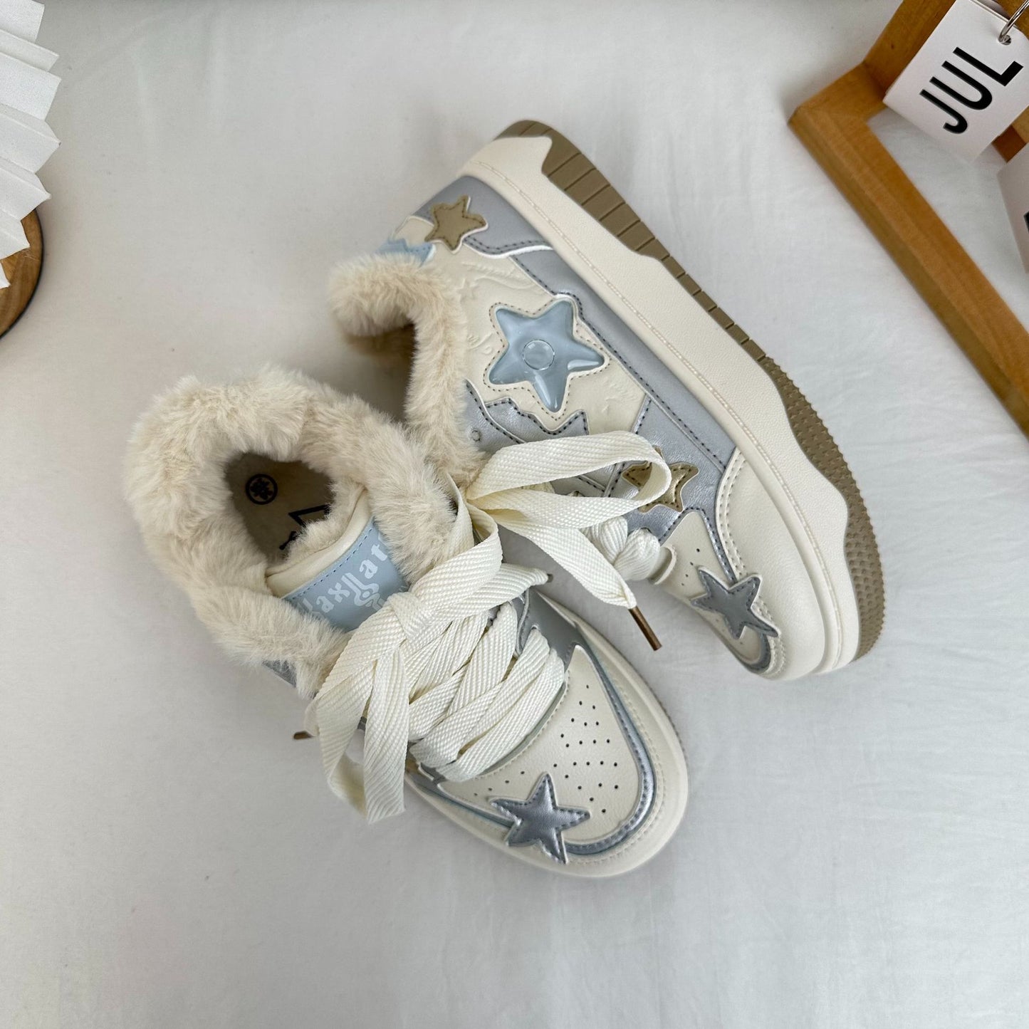 Women's Outdoor All-matching Thick Bottom Fleece-lined Board Shoes