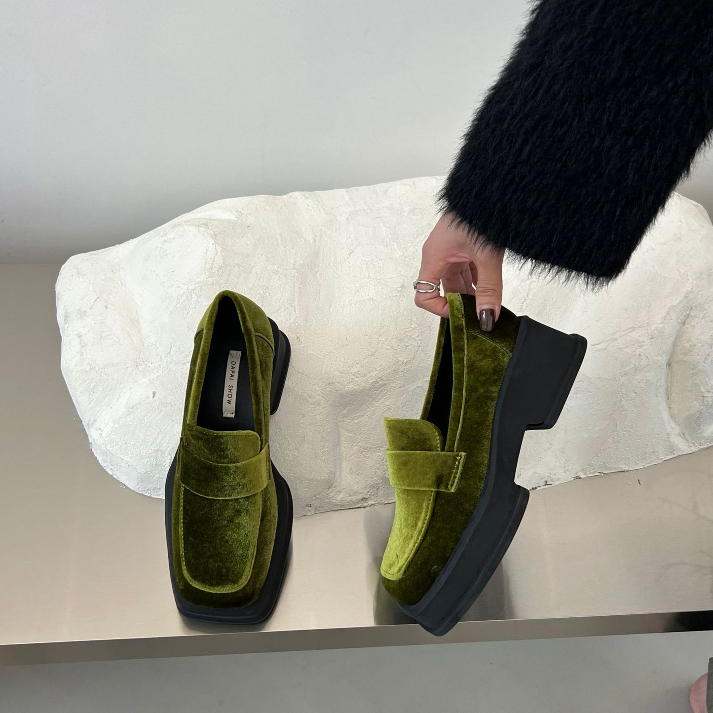 British Style Vintage Guld Fløjl Chunky Hæl Plateau Loafers til Kvinder