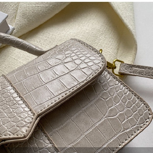 Simple Portable Small Square Casual Retro Single Shoulder Crossbody Bag
