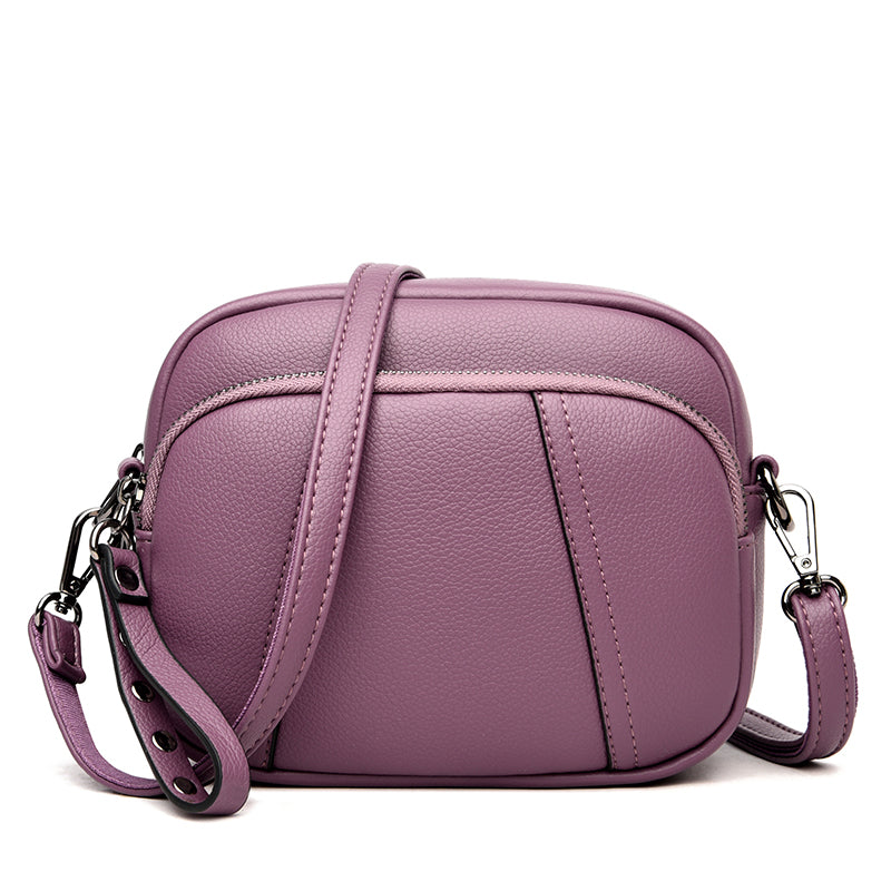 Middle-aged Change Messenger Bag Girl