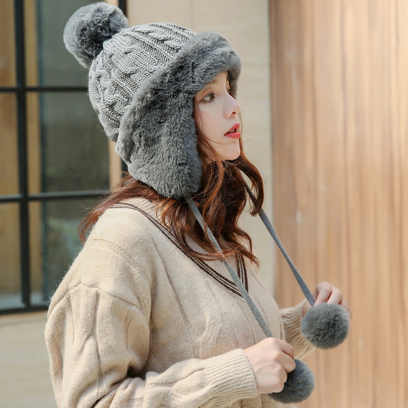 Women's Knitted Winter Fashion Plush Ball Hat