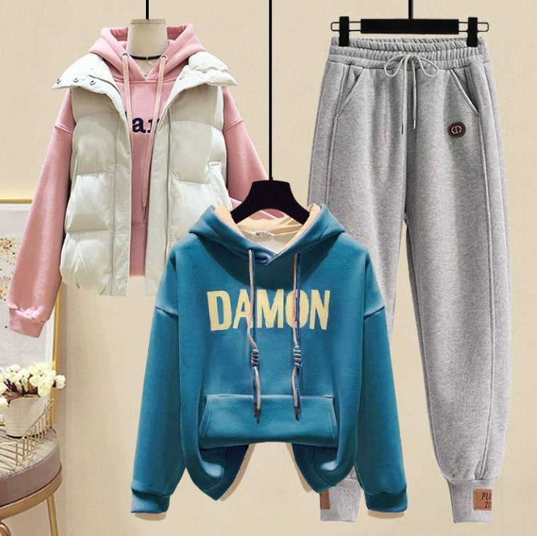 Forest-style Fleece-Lined Sweater Set A Street-Style Three-Piece Outfit For Women This FallWinter