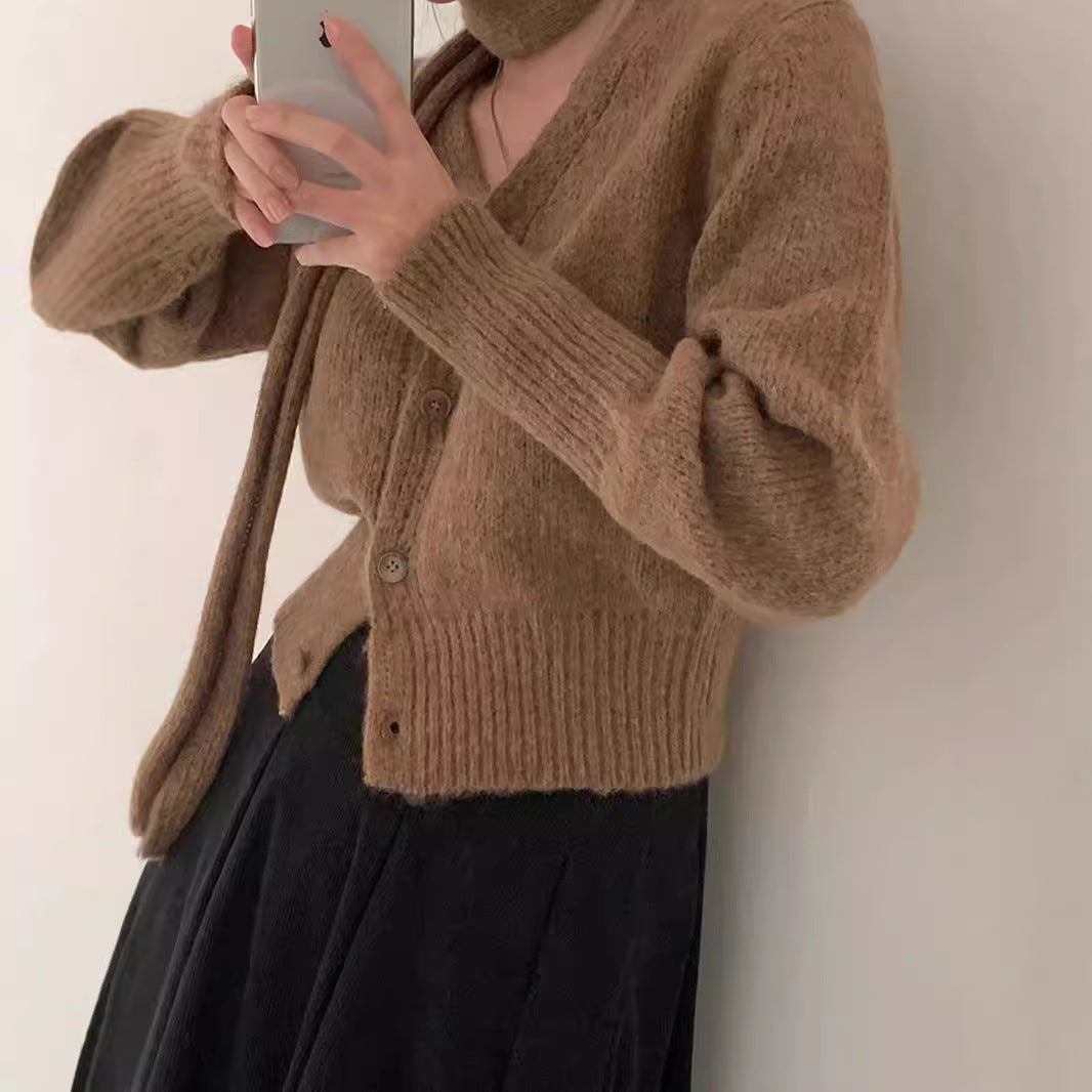 Warm Halter Scarf Design Sense Niche V-neck Sweater Women's Long-sleeved Sweater