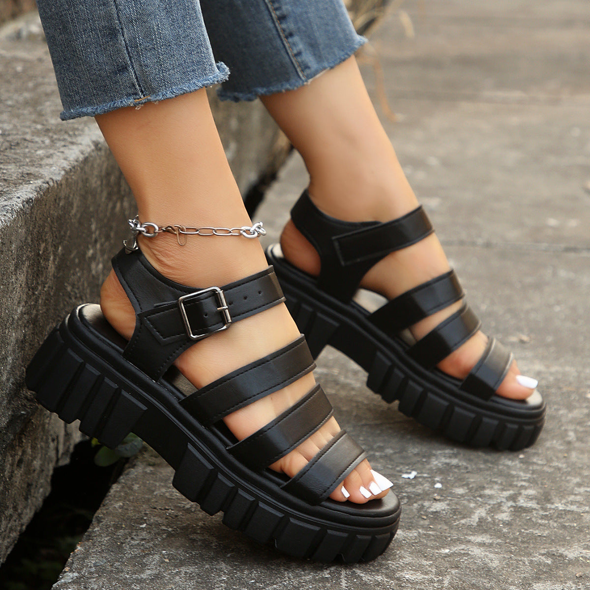Casual sandaler med platformsål og tyk sål til kvinder i plus-size