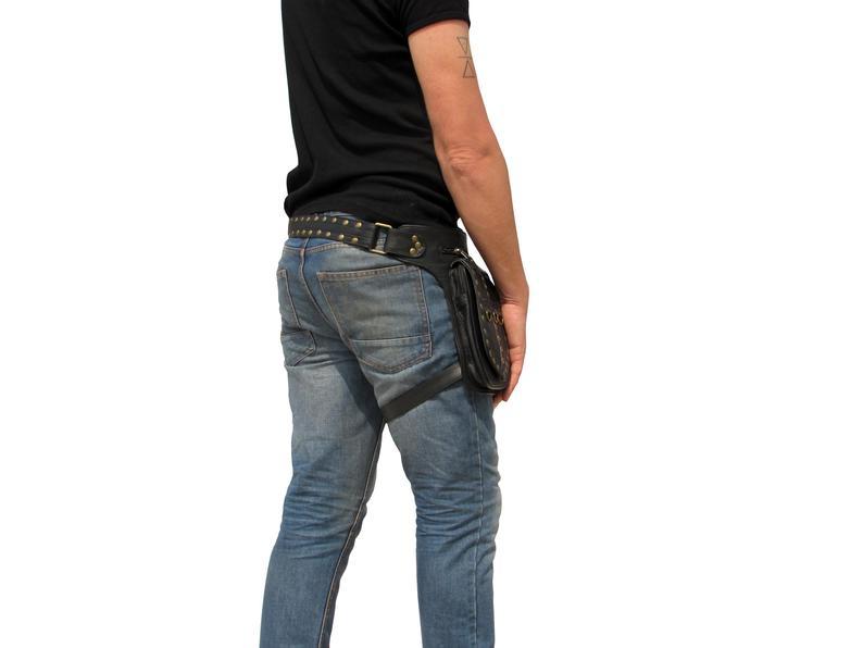 Medieval Punk European And American Retro Belt Satchel