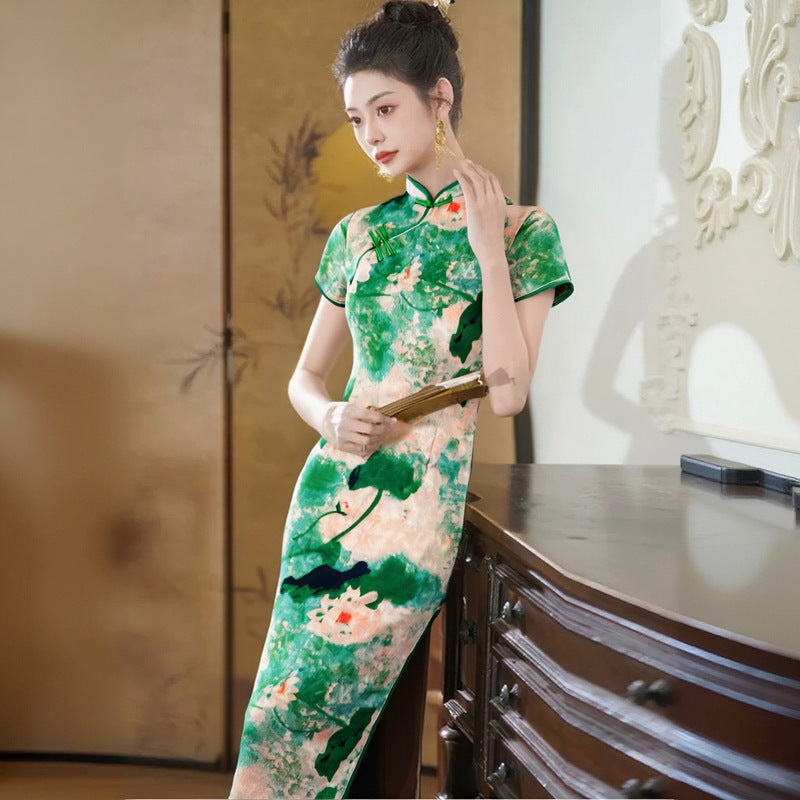 Elegant Modernized Cheongsam For Everyday Wear In A Traditional Chinese Style