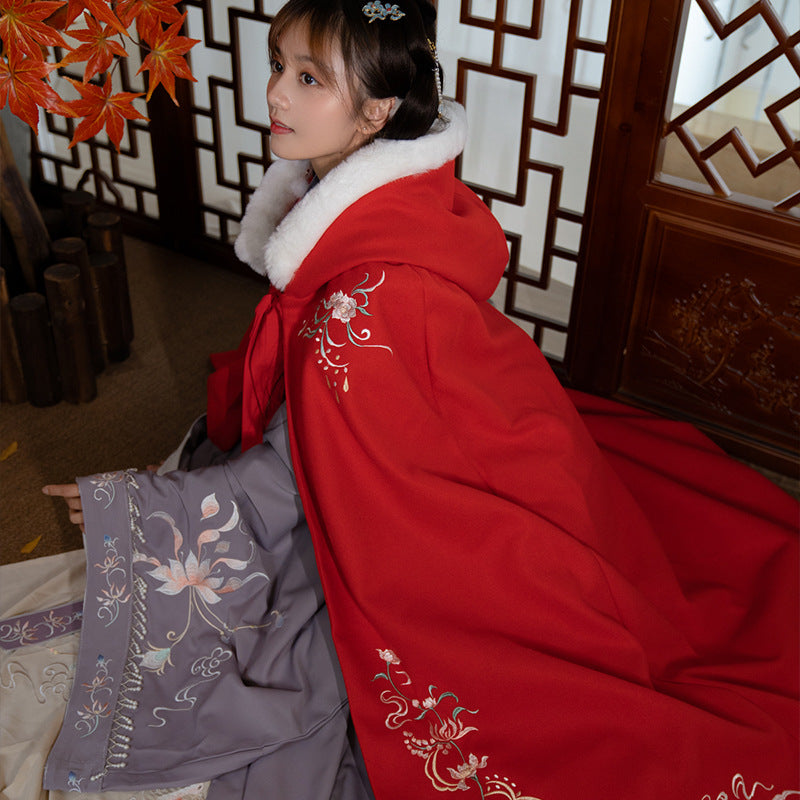 Women's Hanfu Cape Long Embroidered Fleece Coat