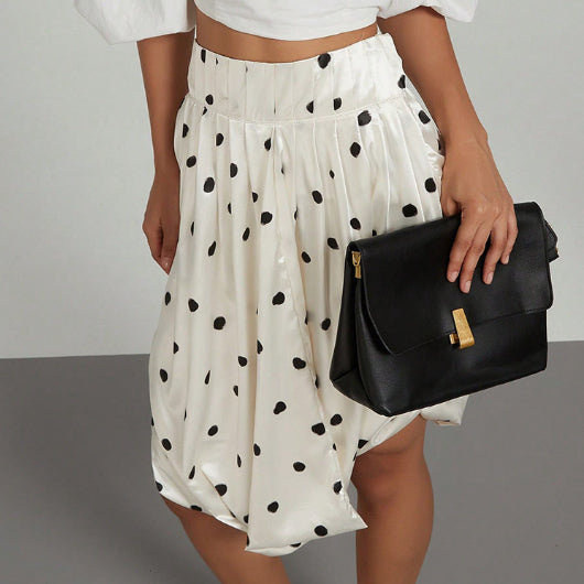 Irregularly Patterned Short Skirt With A Pleated Design