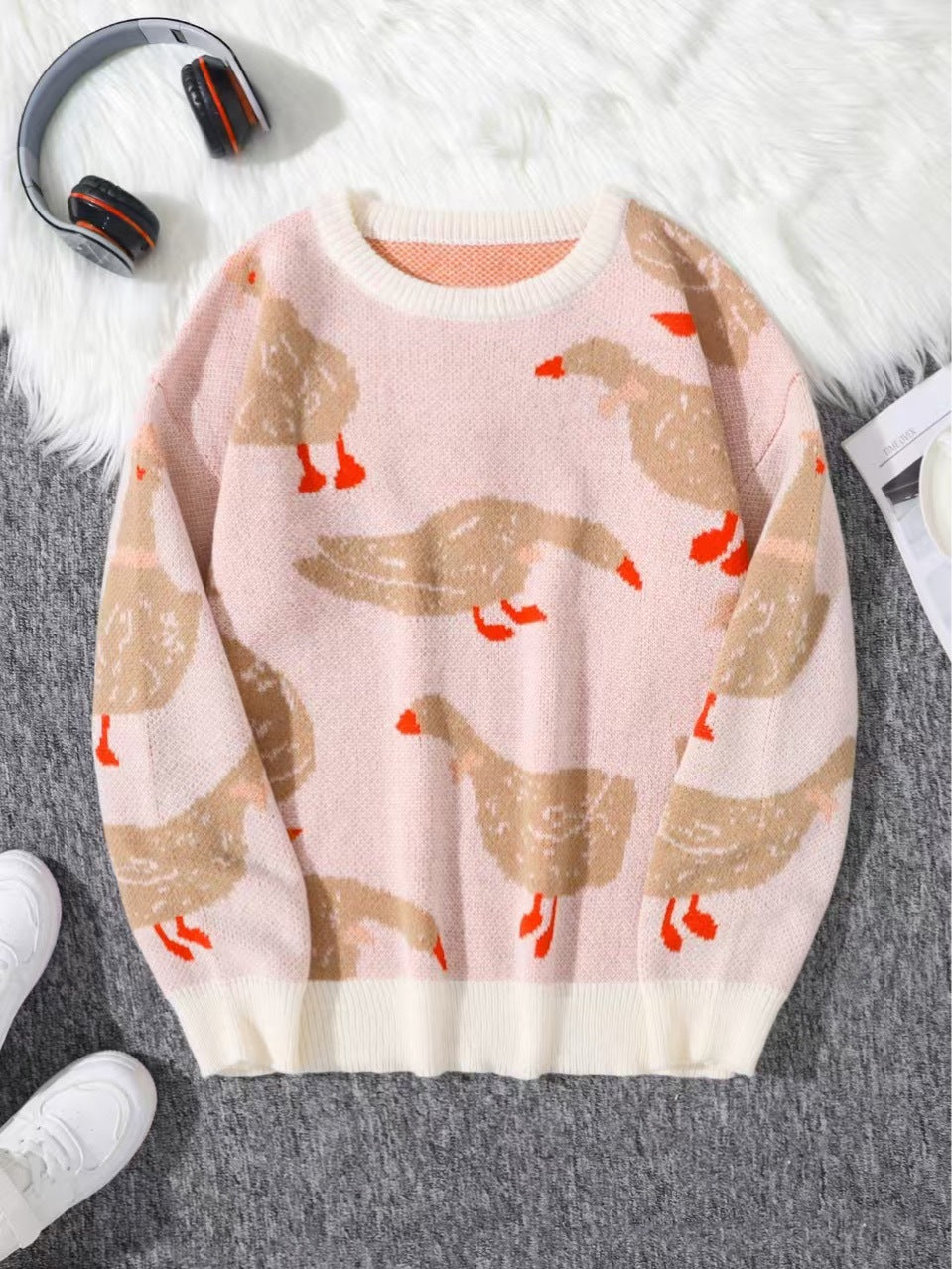 Men's Loose Casual Round Neck Printed Knitted Sweater