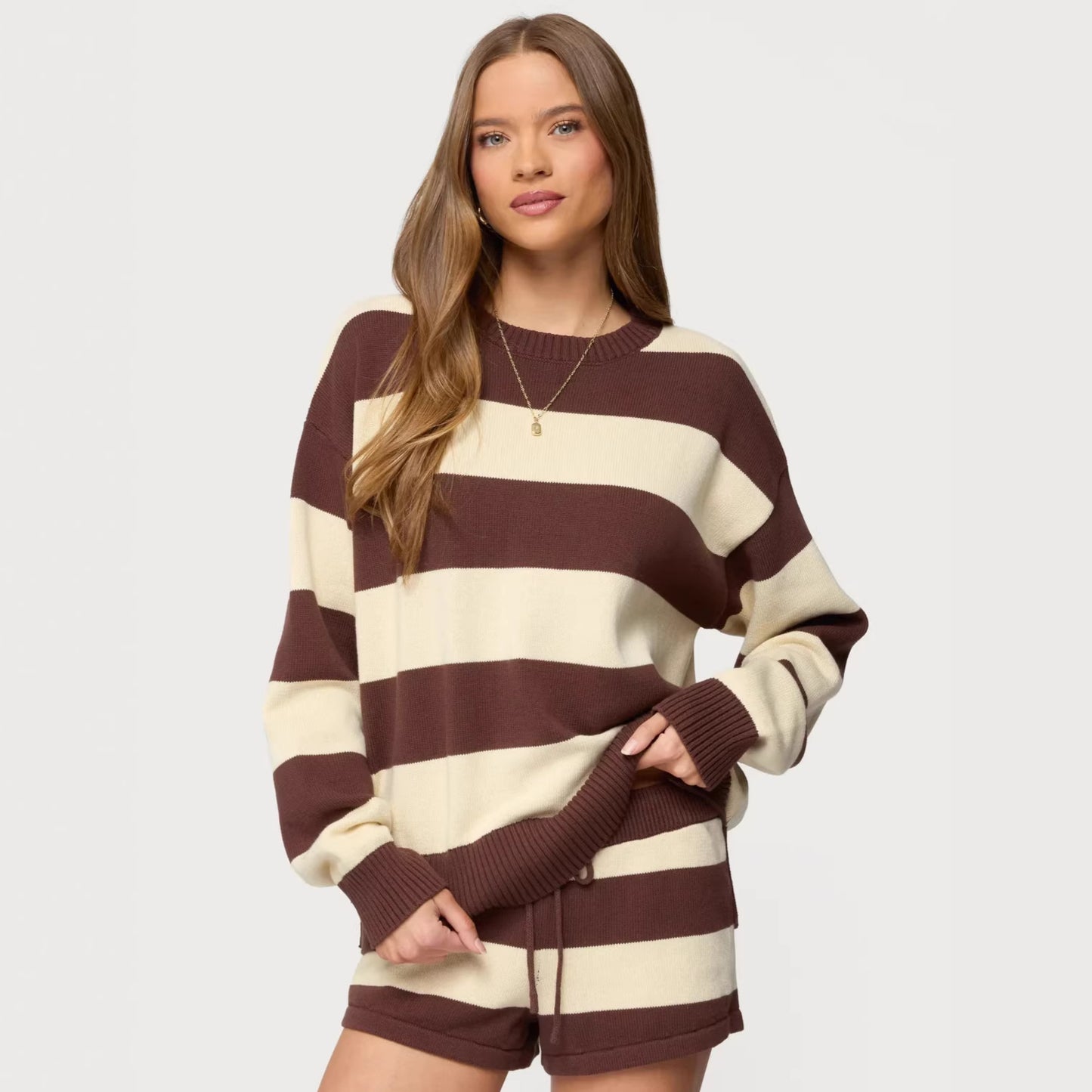 Round Neck Striped Knitted Women's Sweater Set